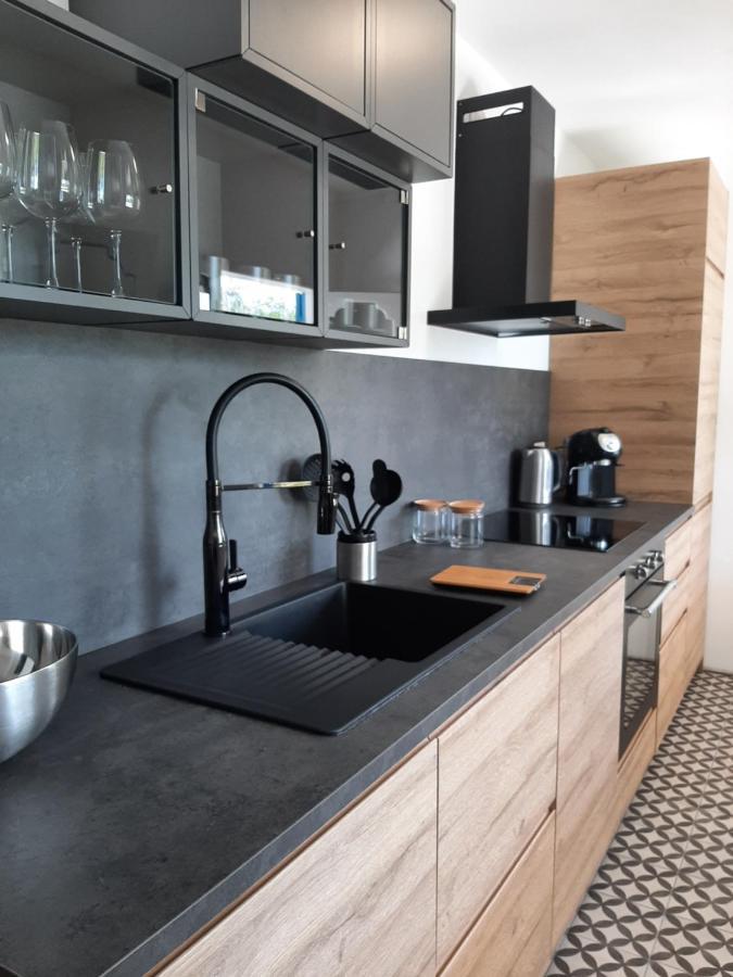 Holiday Home شاكا المظهر الخارجي الصورة